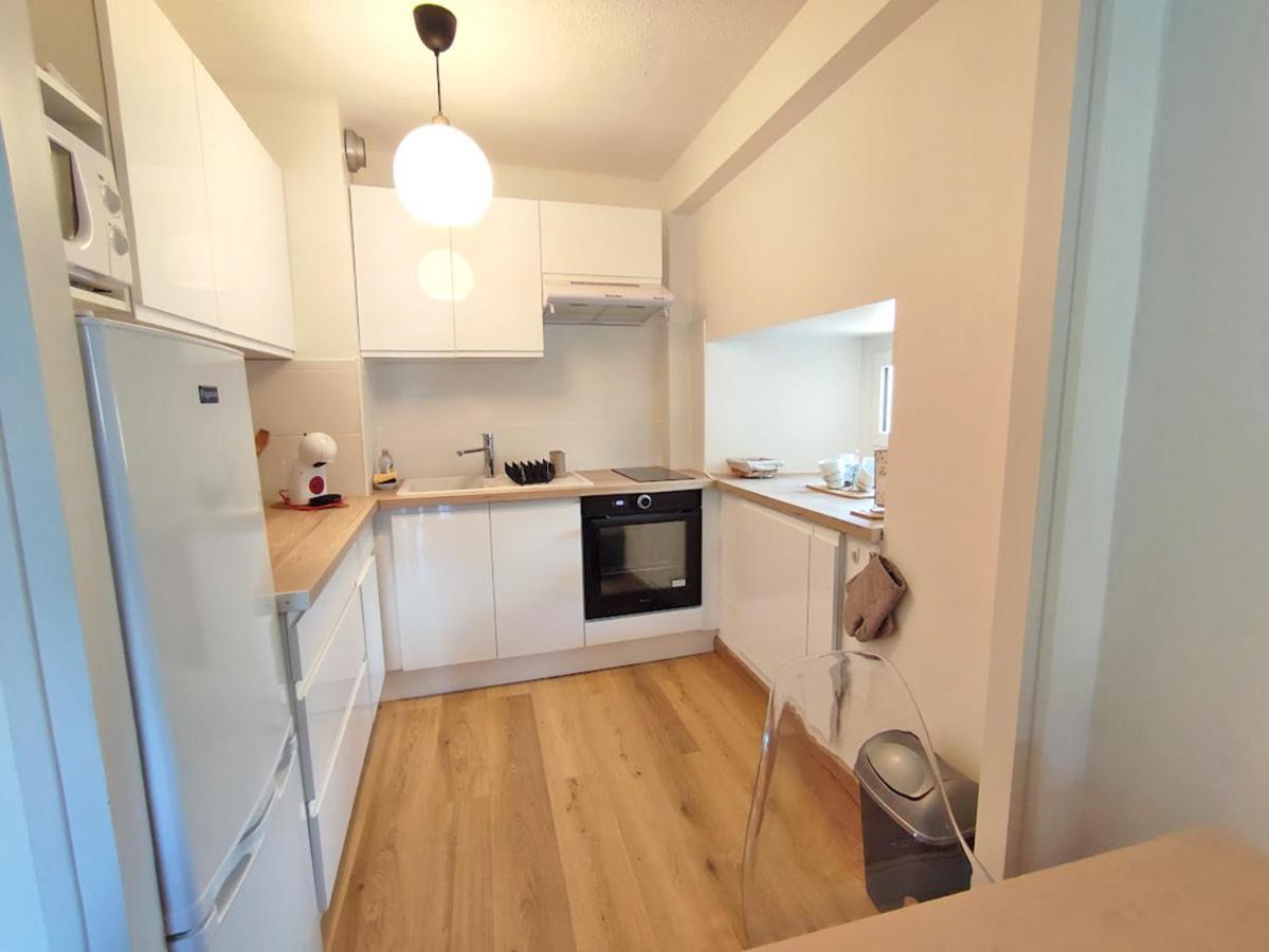 Chez Dominique, T2, Centre Ville, Vue Montagne, Wifi, 4 Personnes Bagneres-de-Luchon Bagian luar foto